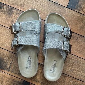 Women’s Champagne Gold Sandals with Adjustable Straps